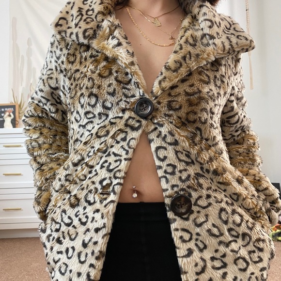 BLACK POPPY Faux Fur Leopard Jacket - Picture 2 of 15